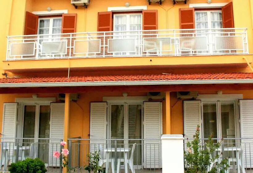 Rantos Apartments