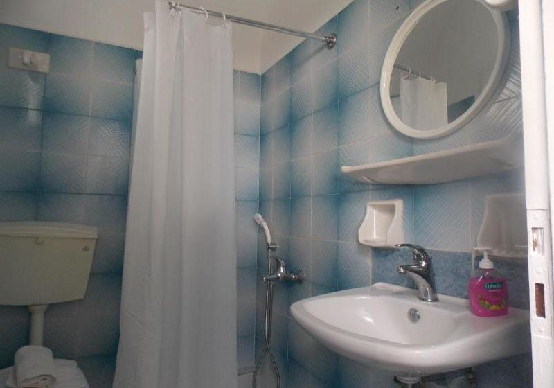 Sunrise Studios Perissa