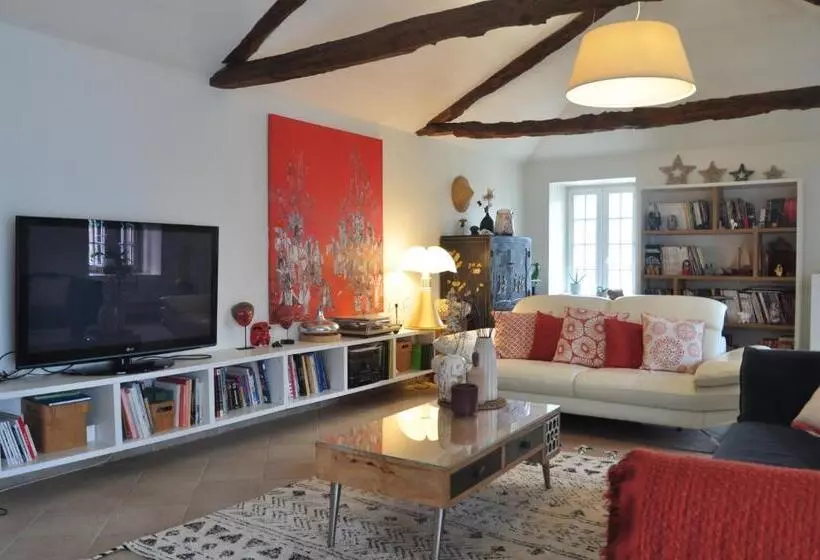 Aamiaismajoitus (B&B) Chambre D Hôtes A La Clé Des Champs Varen