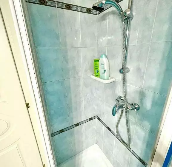 ペンション Alexander S Home