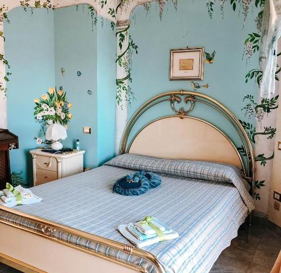 بنسيون Alexander S Home