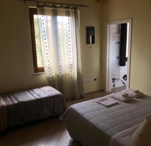 פנסיון Djenga Rock N Rooms