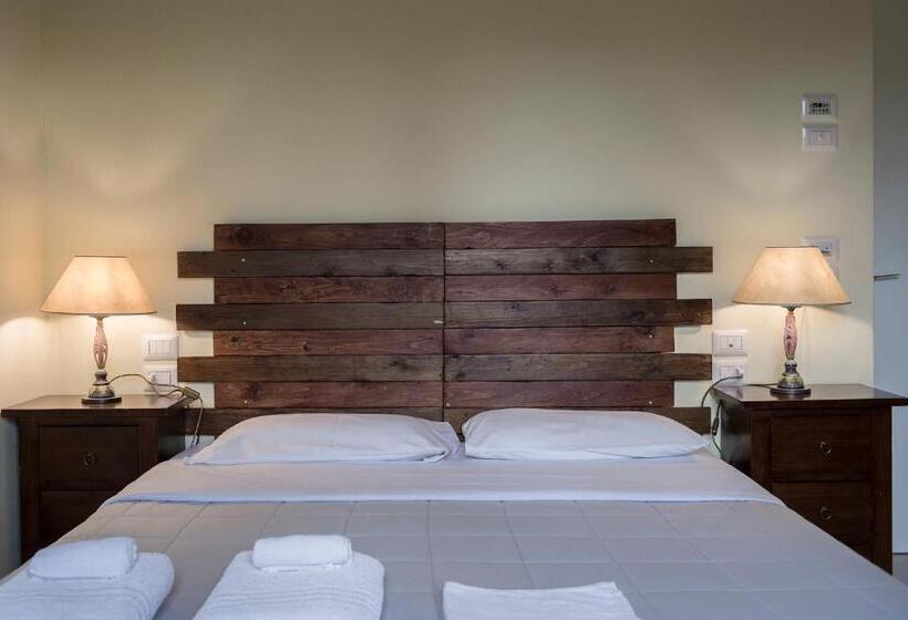 פנסיון Djenga Rock N Rooms