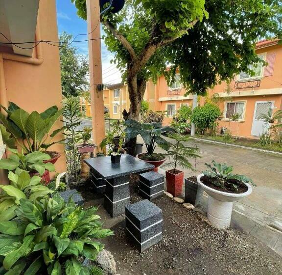 פנסיון Tagum Mini Hotel By Tripleview Residences