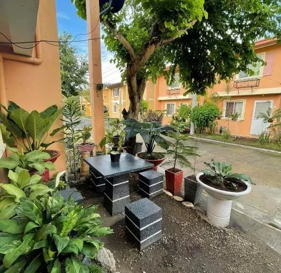 Majatalo Tagum Mini Hotel By Tripleview Residences