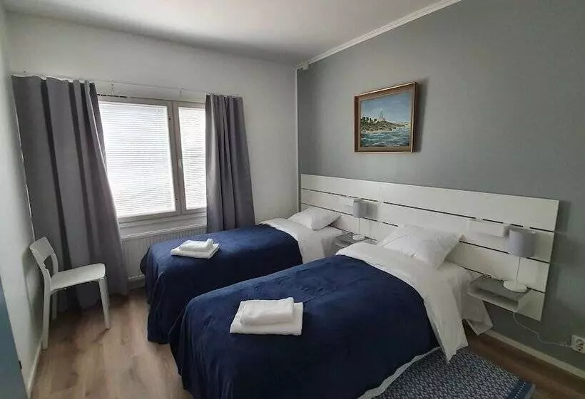 Majatalo Gasthaus Vanha Merivartioasema