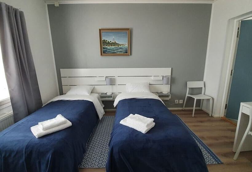 پانسیون Gasthaus Vanha Merivartioasema