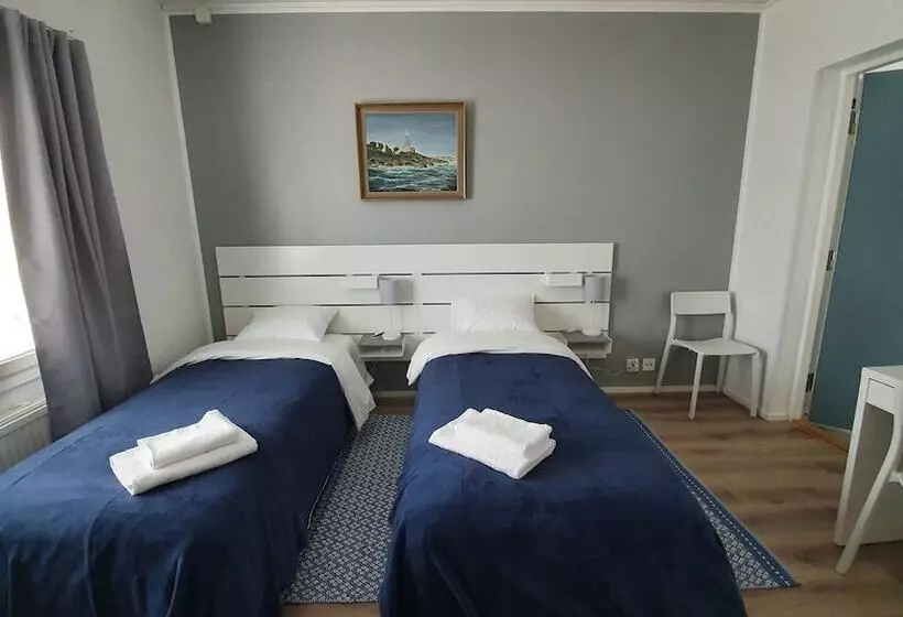 Majatalo Gasthaus Vanha Merivartioasema