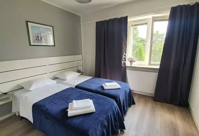 Majatalo Gasthaus Vanha Merivartioasema