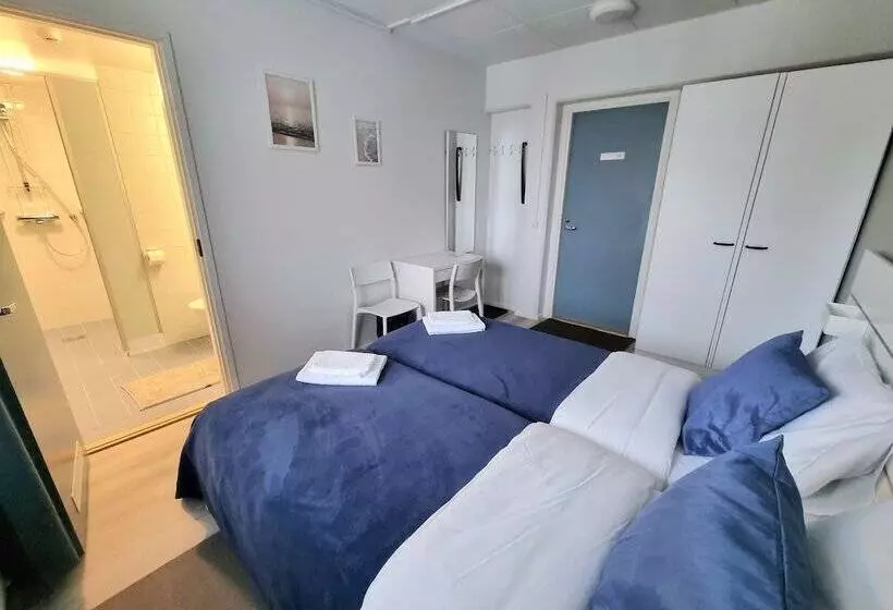 Majatalo Gasthaus Vanha Merivartioasema