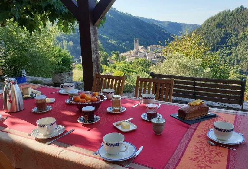 פנסיון Là Haut Maison D Hôtes