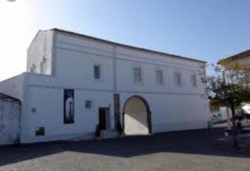 بنسيون Quartos De Vidigueira