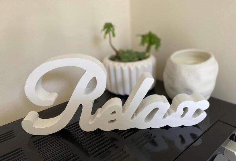 بنسيون The Willow Guest Suite