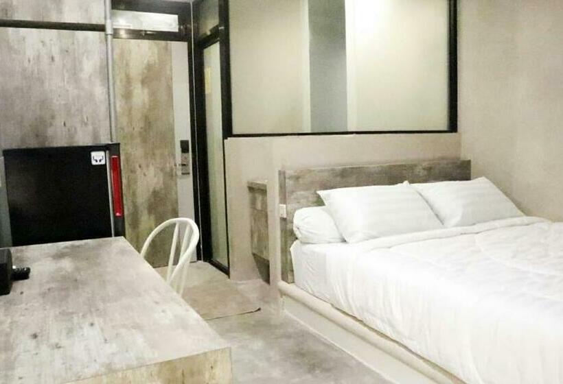 Hostel Dparagon Kerten