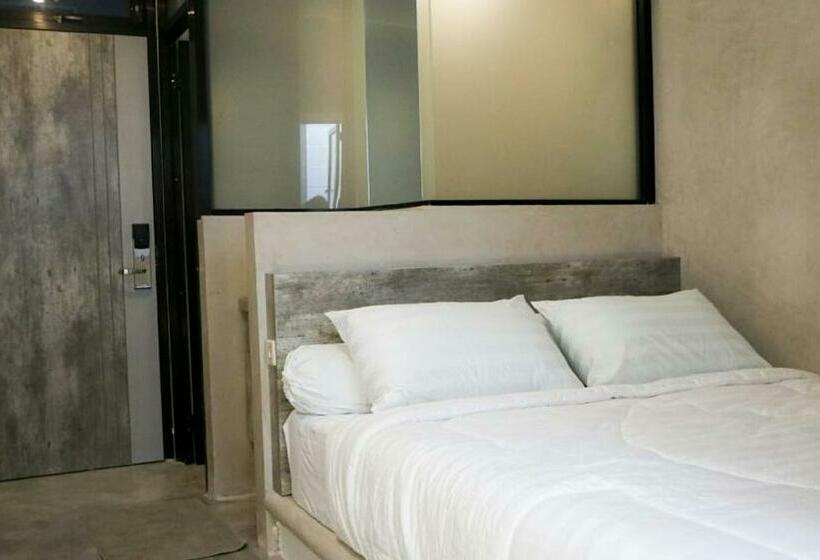 Hostel Dparagon Kerten