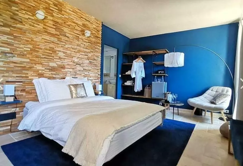 تختخواب و صبحانه Domaine De La Citerne