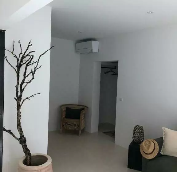 Aamiaismajoitus (B&B) Maison Les Chênes