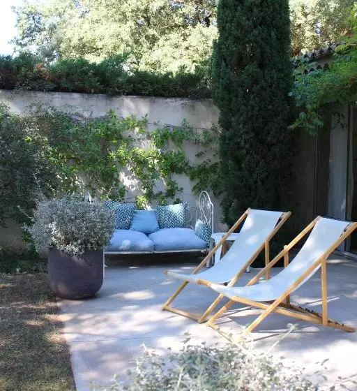 Aamiaismajoitus (B&B) Maison Les Chênes