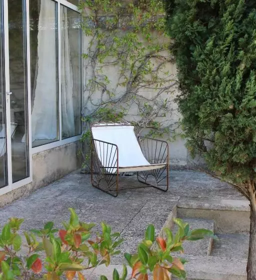 Aamiaismajoitus (B&B) Maison Les Chênes