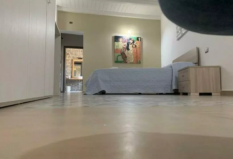 ベッドアンドブレックファースト Nicola’s House