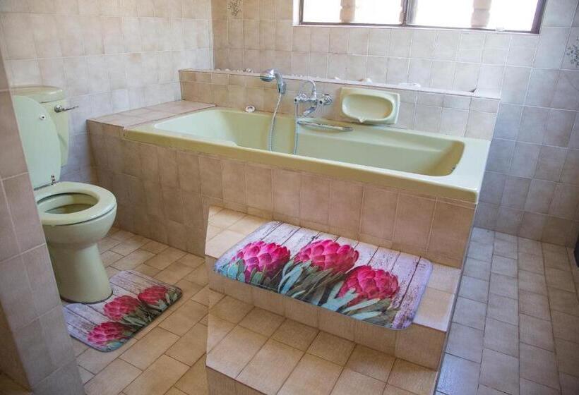 مبيت وإفطار Sojourners  Rest House