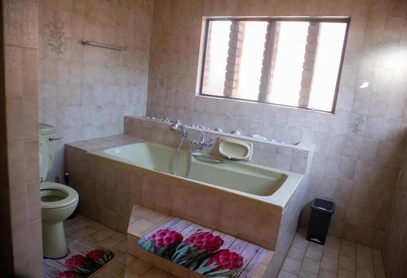 مبيت وإفطار Sojourners  Rest House