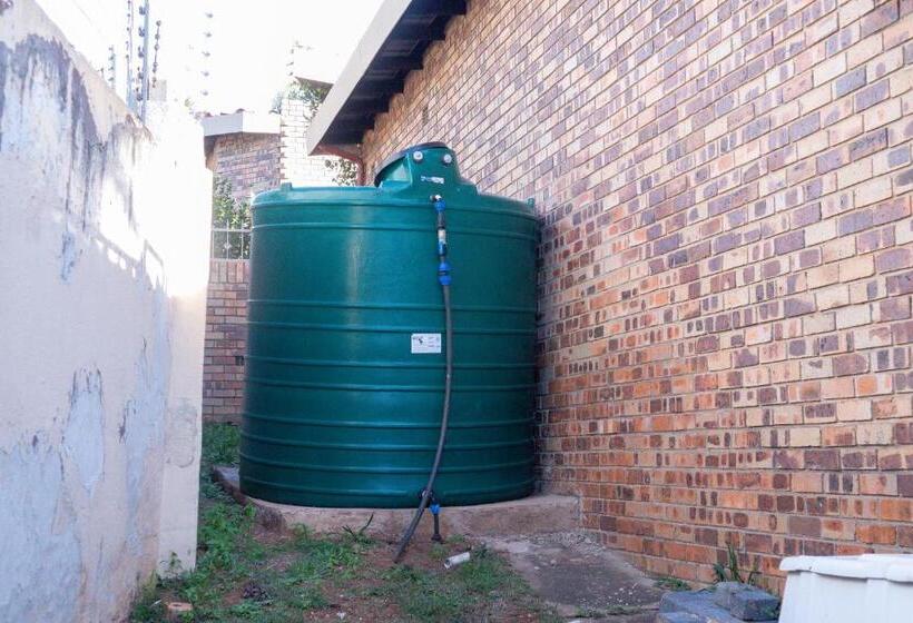 مبيت وإفطار Sojourners  Rest House