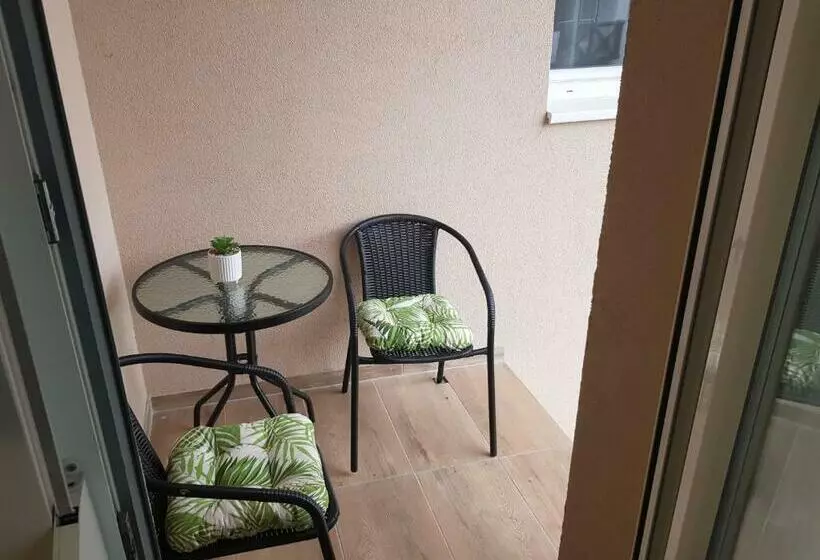 Flamingó Apartmanház