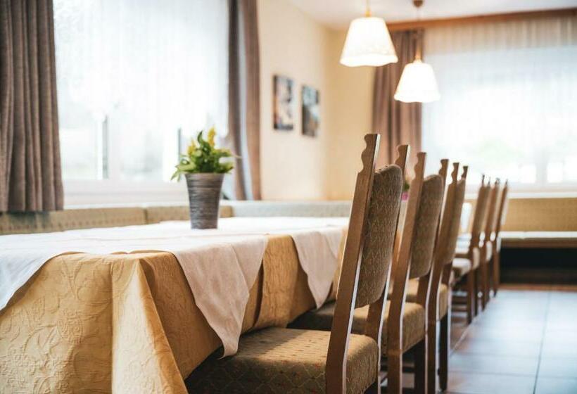 Отель B&b Frohsinn