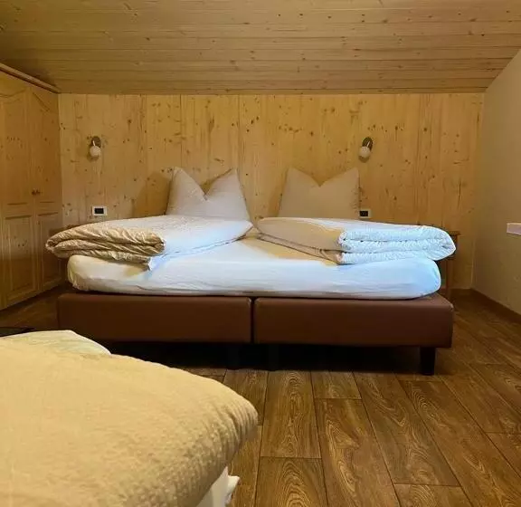 ホテル B&b Frohsinn