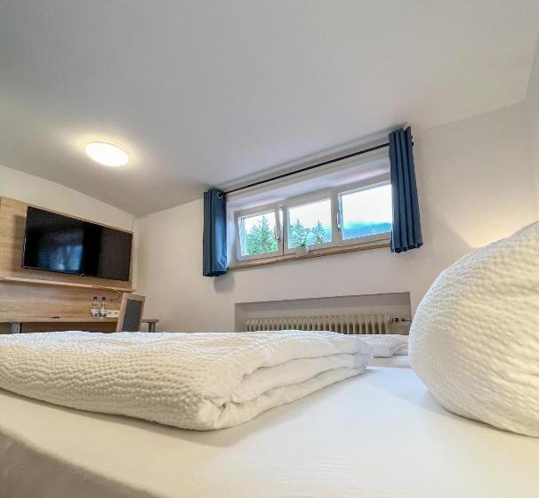 Mountain Hostel City