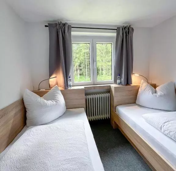 Mountain Hostel City