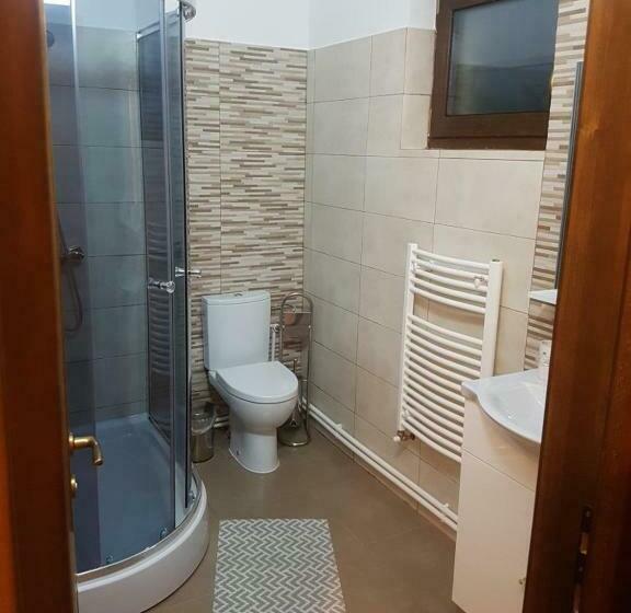 Pensiunea Zorile Tarcaului