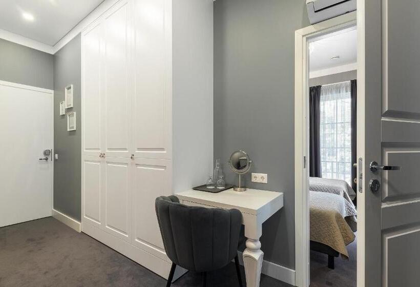 Pensió Vilnius Legends House I Best For Families I Free Parking