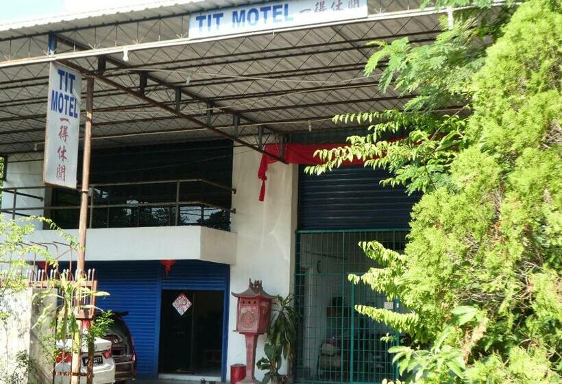 Tit Motel