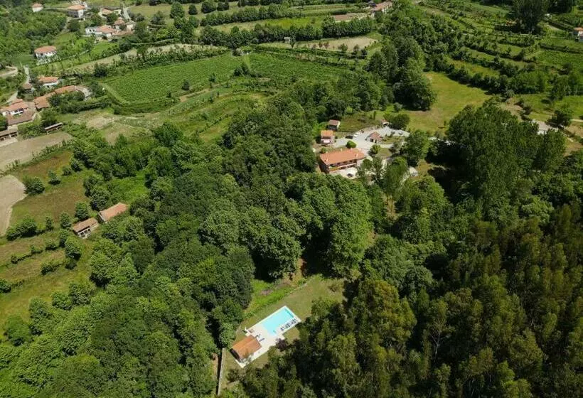 تختخواب و صبحانه Quinta Do Farfalho