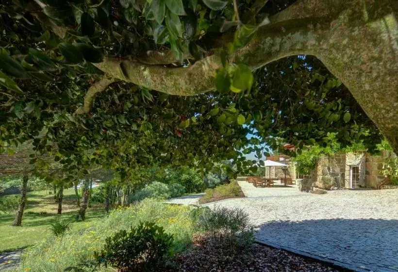 تختخواب و صبحانه Quinta Do Farfalho