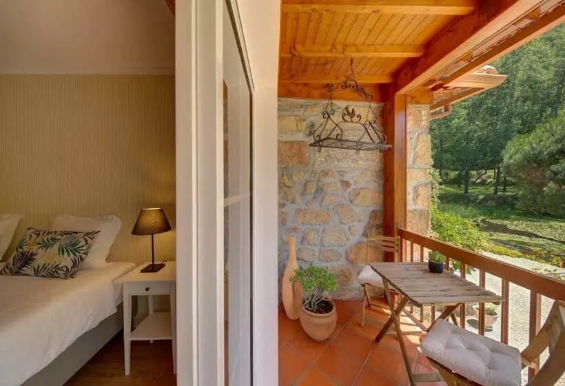 تختخواب و صبحانه Quinta Do Farfalho