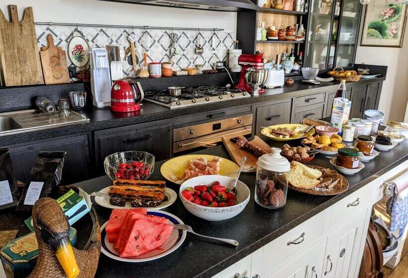 ベッドアンドブレックファースト Ratto Del Gallo