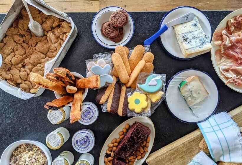 ベッドアンドブレックファースト Ratto Del Gallo