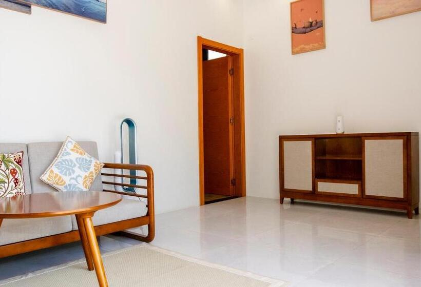 Hotel Amphitrite Resort