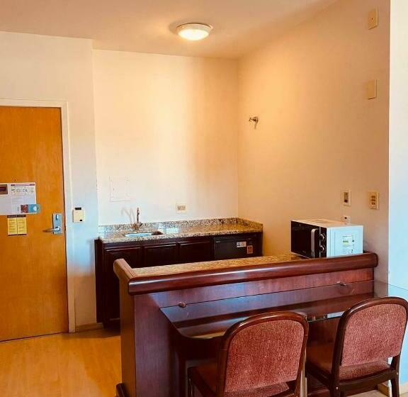 Apart Hotel, Piscina, Tv A Cabo, Academia