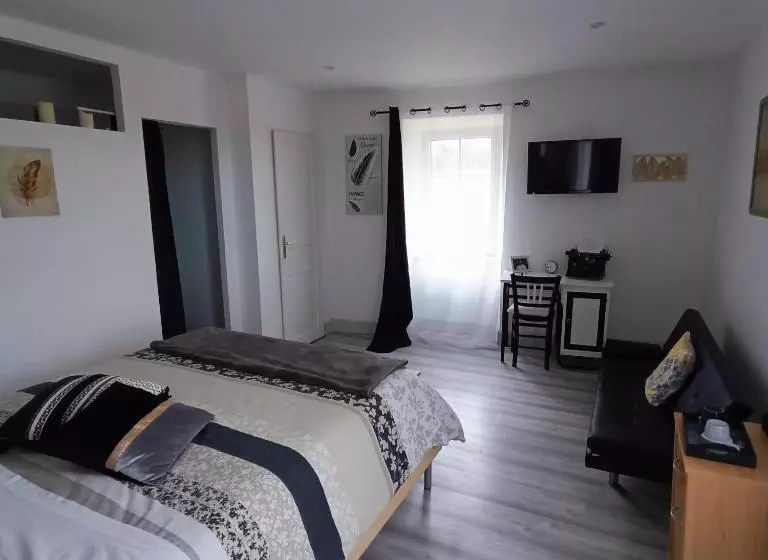 Aamiaismajoitus (B&B) La Douce Parenthèse   3 Chambres D Hôtes Accueil Motards