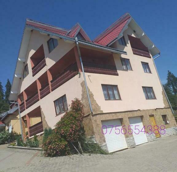 بنسيون Casa I G Prindii