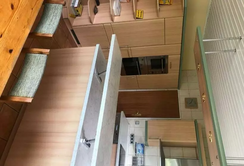 ペンション A & B Apartment Und  Zimmervermietung Egbr