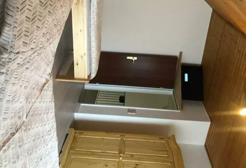 ペンション A & B Apartment Und  Zimmervermietung Egbr