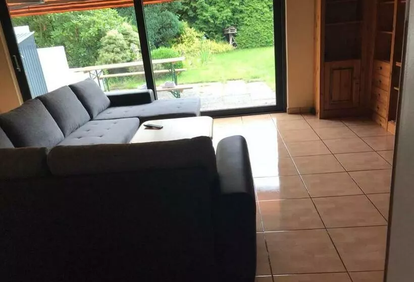 ペンション A & B Apartment Und  Zimmervermietung Egbr