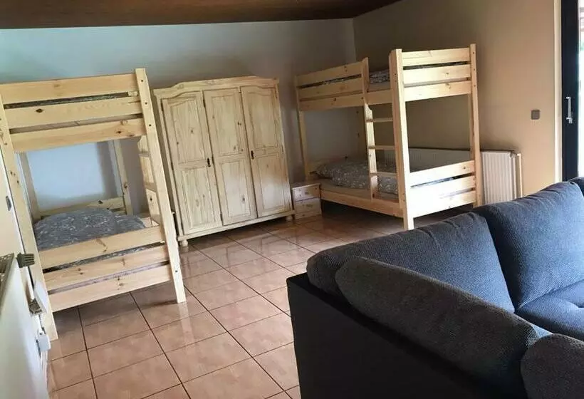 ペンション A & B Apartment Und  Zimmervermietung Egbr