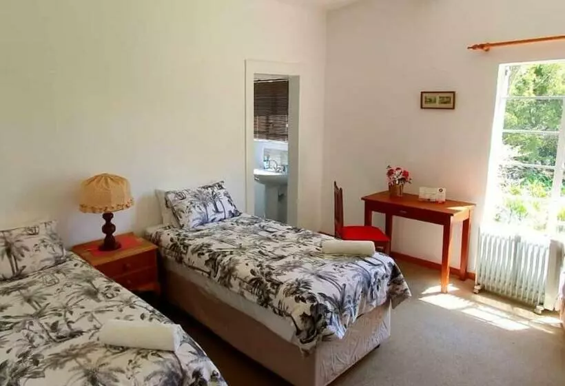 پانسیون L Orange Guesthouse