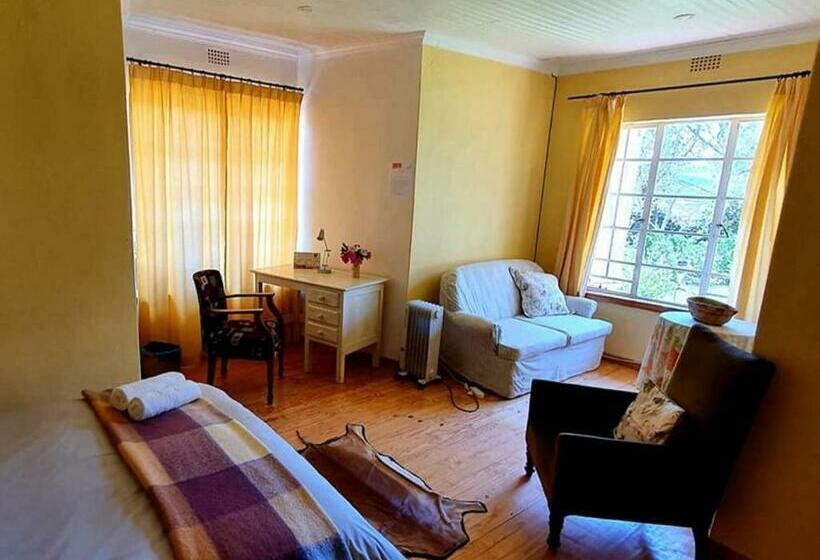 Pension L Orange Guesthouse